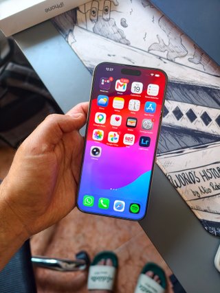 iPhone 15 Pro Max Gris/Plata