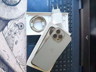 iPhone 15 Pro Max Gris/Plata