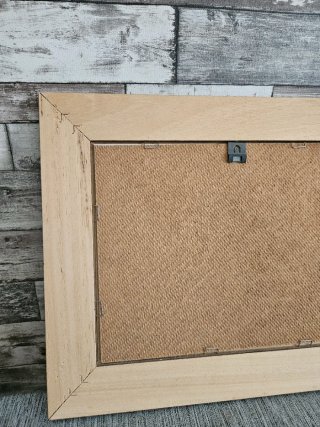 Quadro etnico con cornice in legno