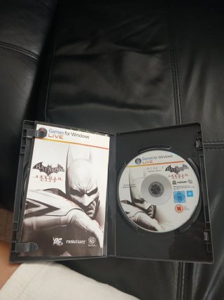 Batman Arkham City y Crysis 2 PC