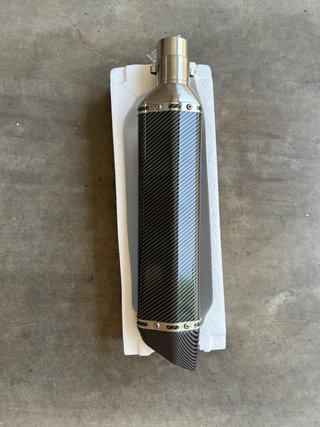 Silenciador Akrapovič Carbono (Imitación)