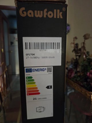 Monitor curvo de 27"