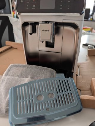 Cafetera Philips 5500 LatteGo Blanca