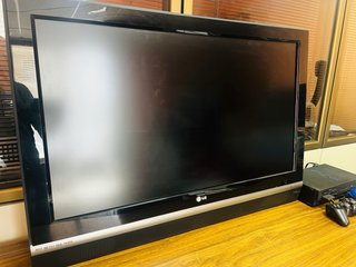 TV LG 37”
