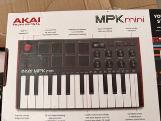 Akai MPK Mini MK3 Controlador MIDI