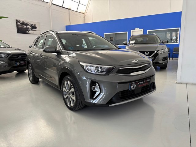 KIA Stonic 2023 1.0 T-GDI MHEV DRIVE