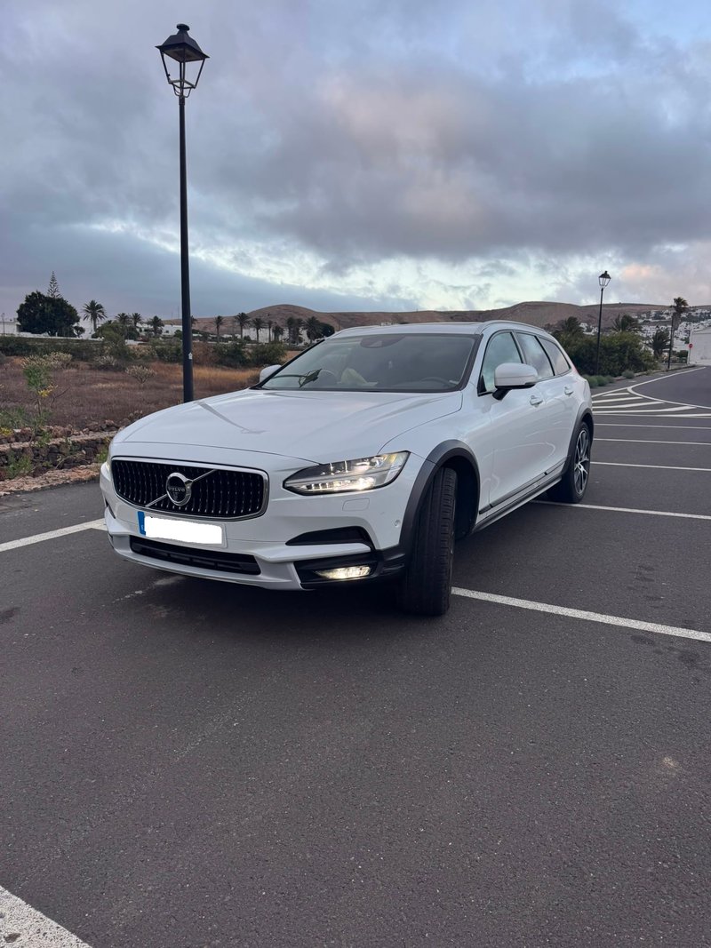 VOLVO V90 CROSS COUNTRY D5 AWD PRO 235 CV - foto 1