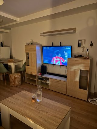 Mueble TV madera y cristal