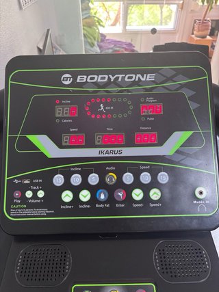 Cinta de correr profesional Bodytone Ikarus