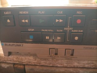 Grabador VHS Blaupunkt RTX-260 y cámara TVC-313