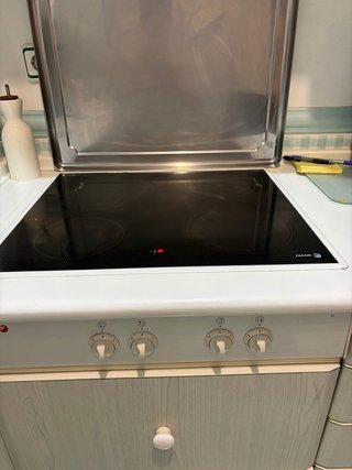 Cocina completa vitrocerámica y horno