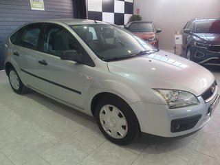 Ford Focus 1.6i  Trend