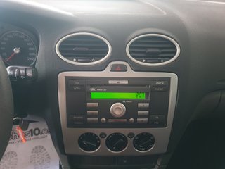 Ford Focus 1.6i  Trend