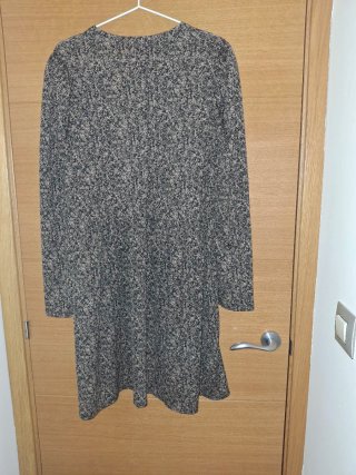Vestido Zara flores beige y negro