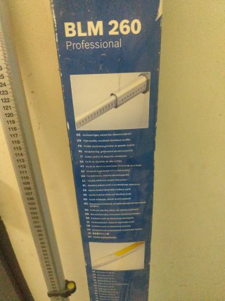 Regla graduada para láser de construcción