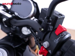 DUCATI SCRAMBLER FULL THROTTLE