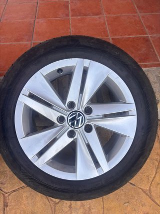 Llantas y Ruedas Golf 8 Poco Uso