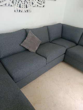 Sofá chaise longue gris 8 plazas
