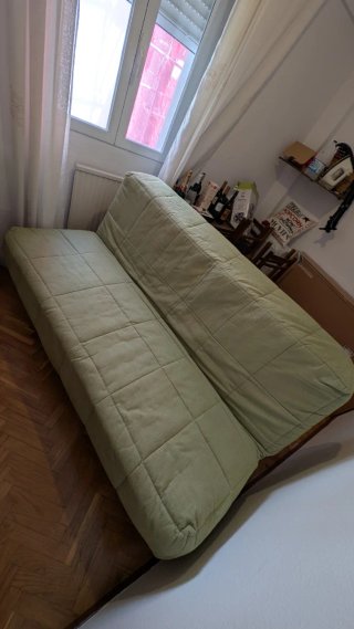 Sofá cama verde con canapé