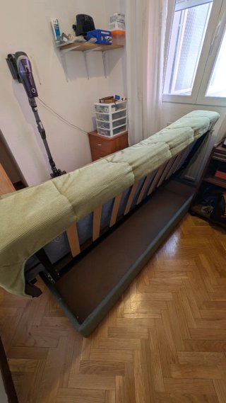 Sofá cama verde con canapé