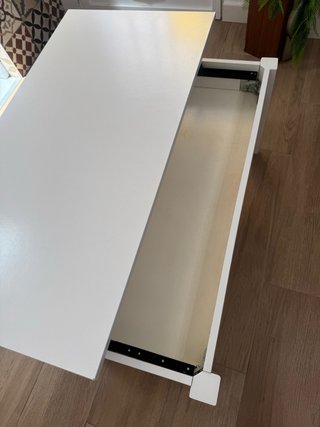 Mesa centro elevable Ikea blanca con ruedas