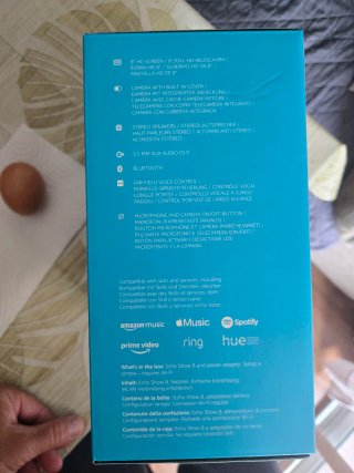 Amazon Echo Show 8