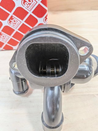Termostato Febi Bilstein 104761 Audi Seat