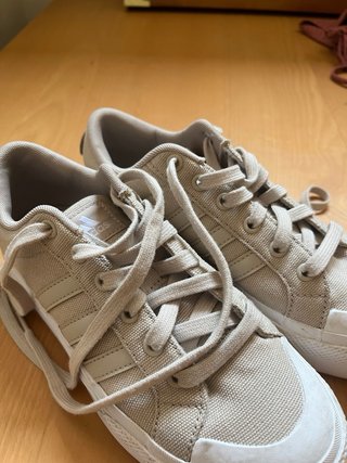 Zapatillas Adidas Beige