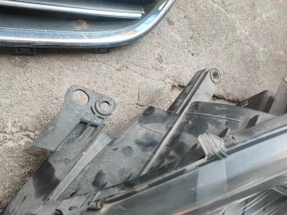 Faros Opel Zafira B