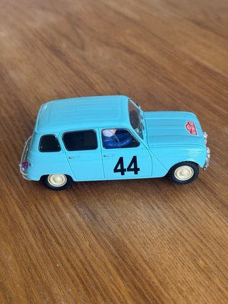 Scalextric Renault 4L Montecarlo