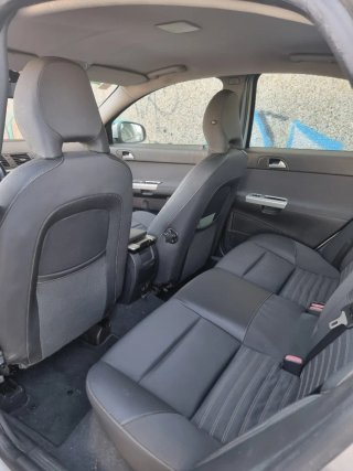 Volvo S40 2012