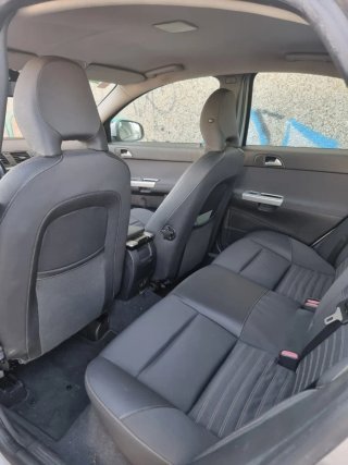 Volvo S40 2012