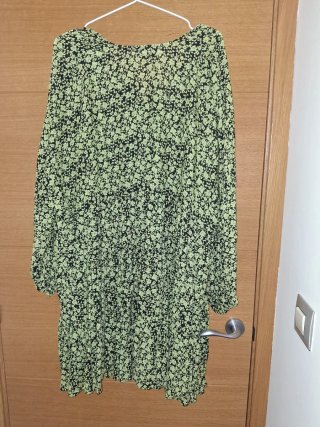 Vestido flores verde claro Zara