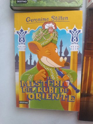 Libros infantiles y juveniles.
