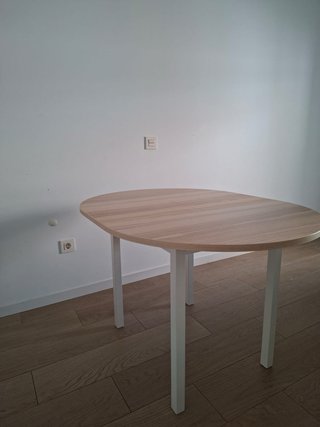 Mesa de comedor extensible ovalada madera y metal