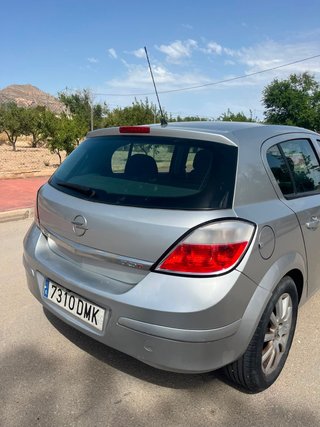 Opel Astra 2005