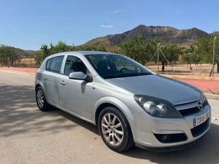 Opel Astra 2005