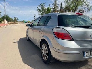Opel Astra 2005