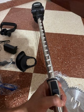 Desbrozadora a batería 21V con accesorios NUEVA