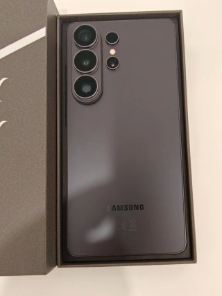 Samsung Galaxy S26 Ultra 1tb / 16 ram