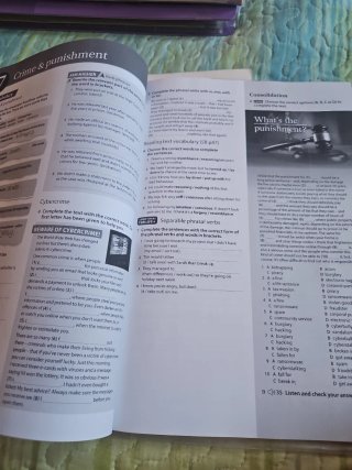 FUTURE PROSPECTS 1 Student's book: libro de tex...