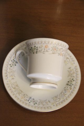 Juego 12 Tazas Porcelana Vintage