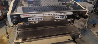 Máquina de café industrial La Cimbali
