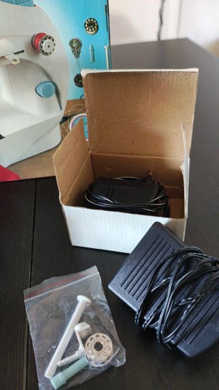Mini Máquina Coser Portátil