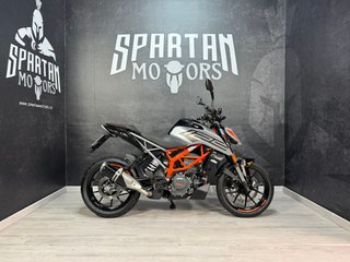 KTM Duke 125 ABS Negra/Naranja