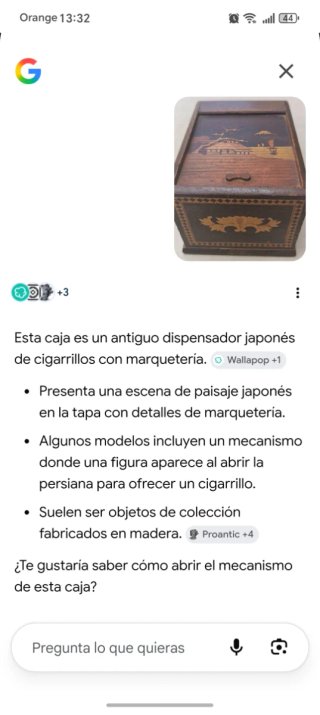 Cigarrera de madera con diseño japonés