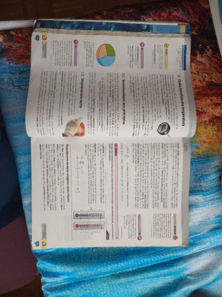 Libro en euskera de Física y Química 1° Bachiller