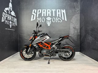 KTM Duke 125 ABS Negra/Naranja