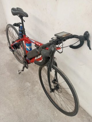 Bicicleta Eléctrica de Carretera Roja
