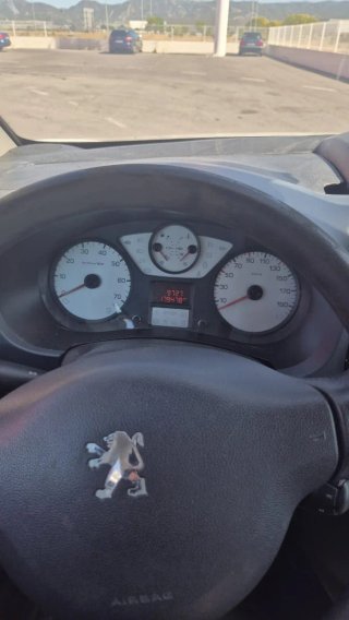 Peugeot Partner 2011